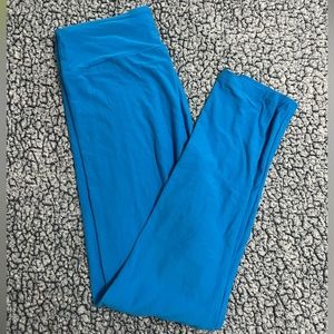 Blue LuLaRoe leggings that are one size and are very stretchy and soft